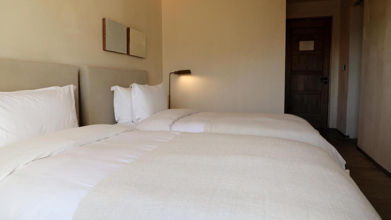 Sunyata Hotel. Deqin Meili Deqen المظهر الخارجي الصورة